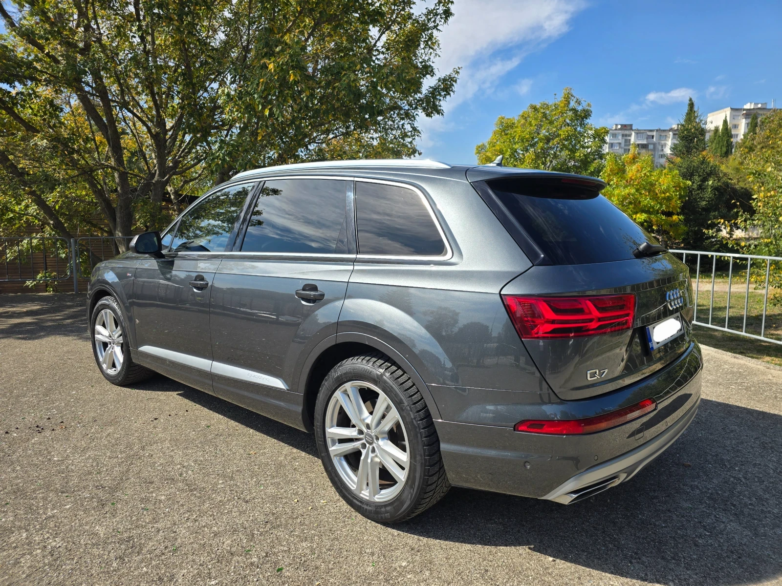 Audi Q7, снимка 4 - Автомобили и джипове - 56469894
