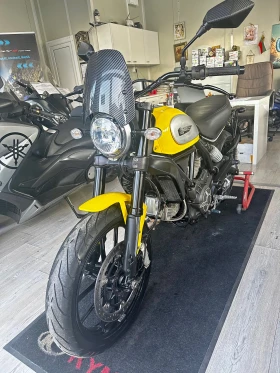  Ducati Ducati Scramb...