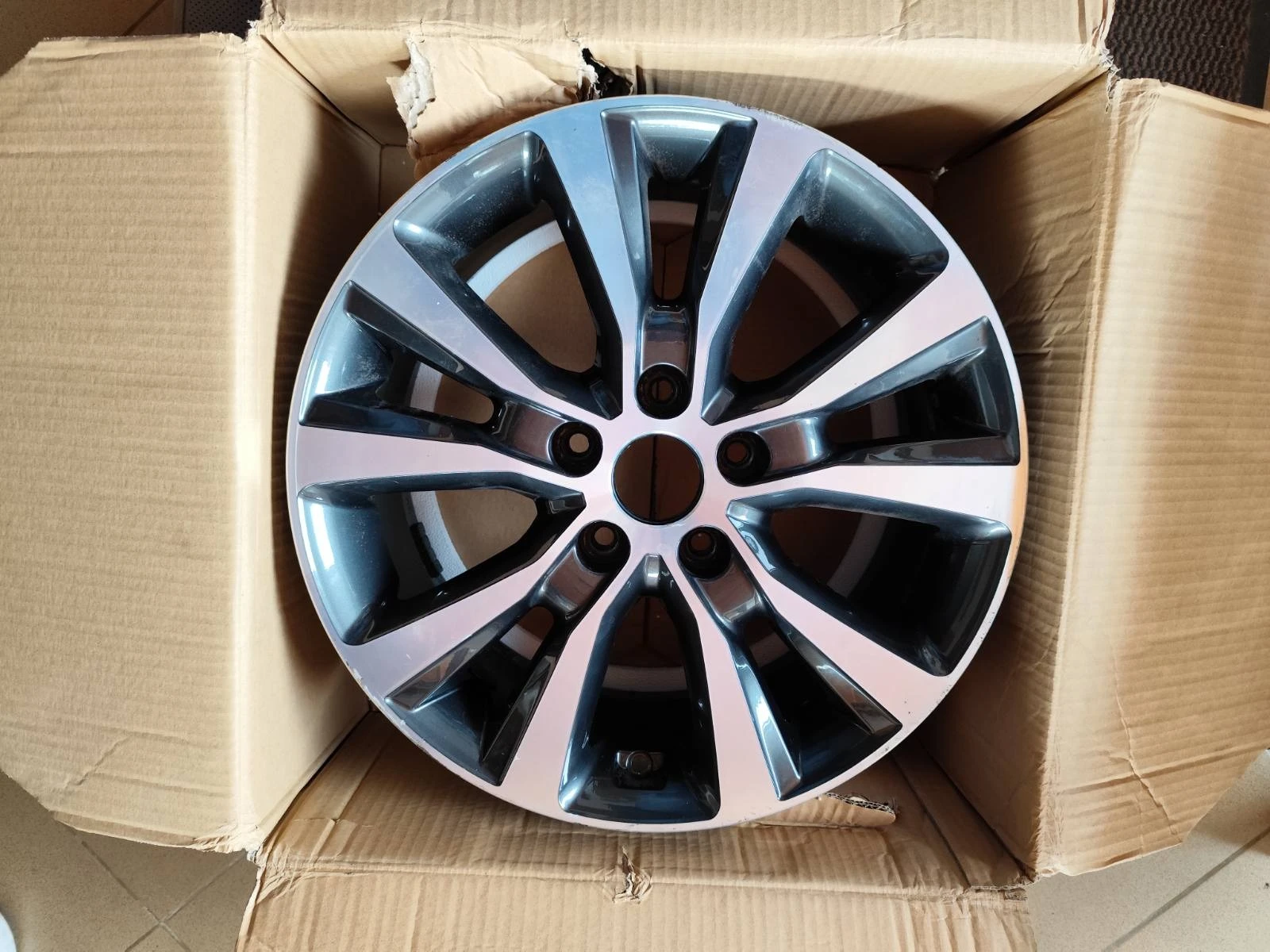   Hyundai I30 | Mobile.bg   1