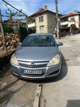 Opel Astra, снимка 1