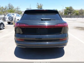 Audi E-Tron Premium Plus, снимка 6