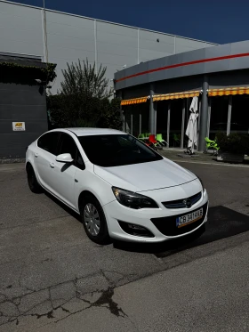 Opel Astra NOTCHBACK, снимка 2