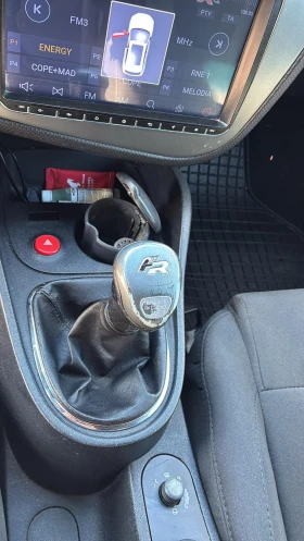Seat Leon 2.0 TDI FR, снимка 9
