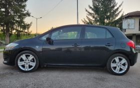 Toyota Auris, снимка 2