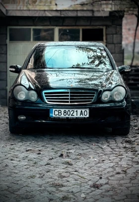     Mercedes-Benz C 200