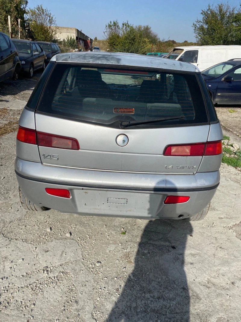 Alfa Romeo 145 1.4 twinspark, снимка 5 - Автомобили и джипове - 38474678