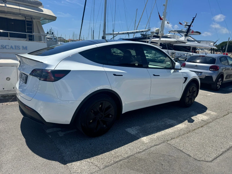 Tesla Model Y, снимка 2 - Автомобили и джипове - 47908154