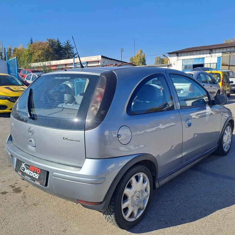 Opel Corsa 1.4 на 135х.км РЕАЛНИ! Перфектна !, снимка 17 - Автомобили и джипове - 47725040