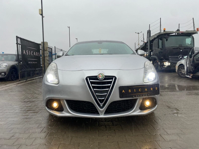 Alfa Romeo Giulietta 1.6D EURO 5A, снимка 8 - Автомобили и джипове - 47969370