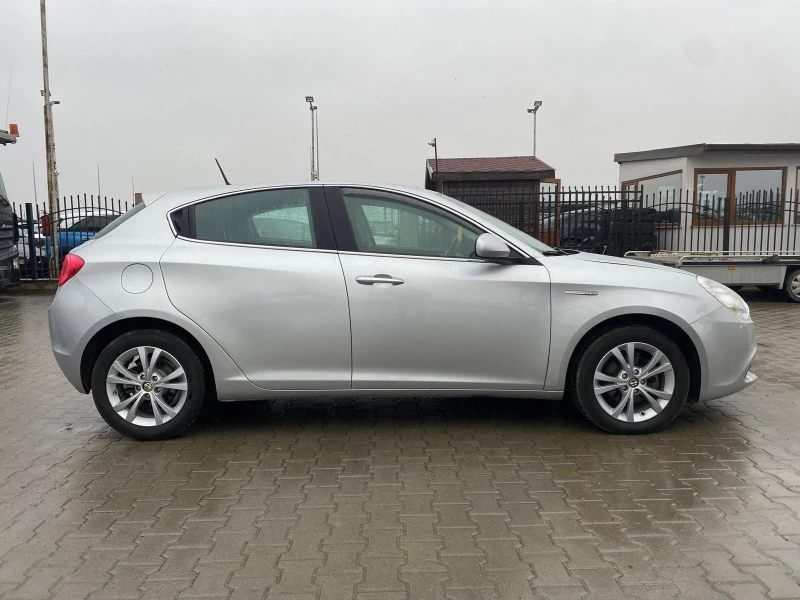 Alfa Romeo Giulietta 1.6D EURO 5A, снимка 6 - Автомобили и джипове - 47969370