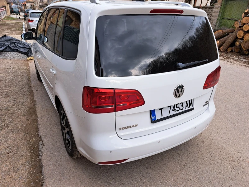 VW Touran 1.6TDI DSG, снимка 6 - Автомобили и джипове - 48339899