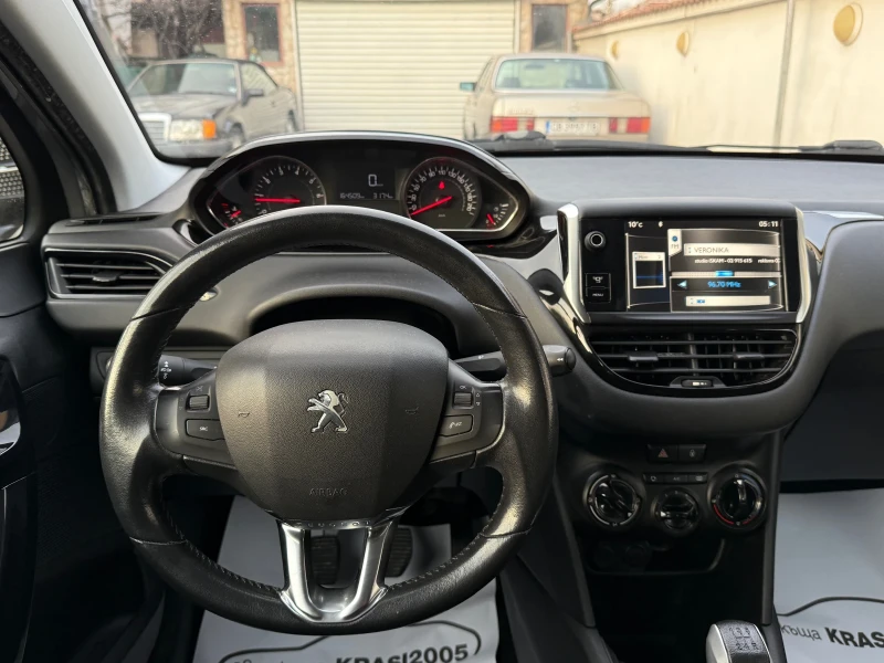 Peugeot 208 1.2VTI 82HP, снимка 9 - Автомобили и джипове - 49132678