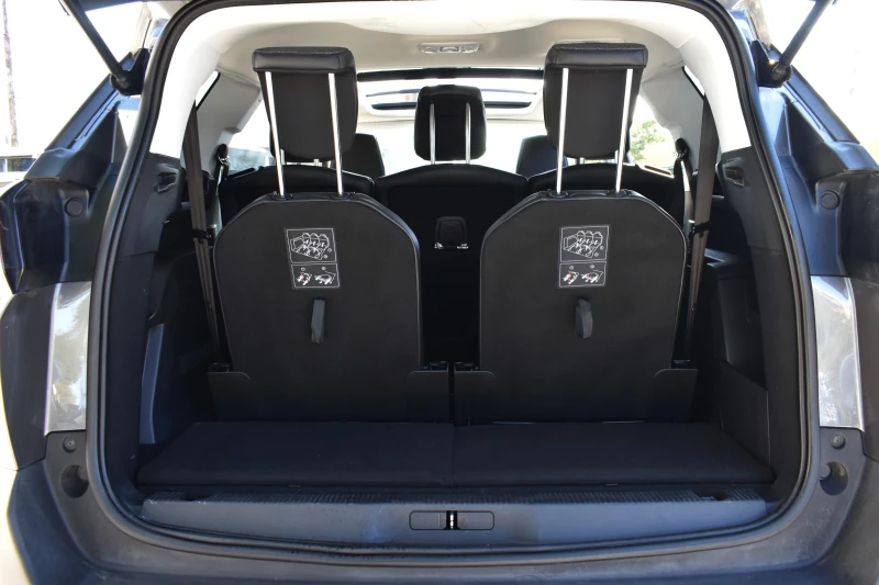 Peugeot 5008 1.6HDI* ALLURE* DIGITAL* 6+ 1* PANORAMA, снимка 10 - Автомобили и джипове - 51226657