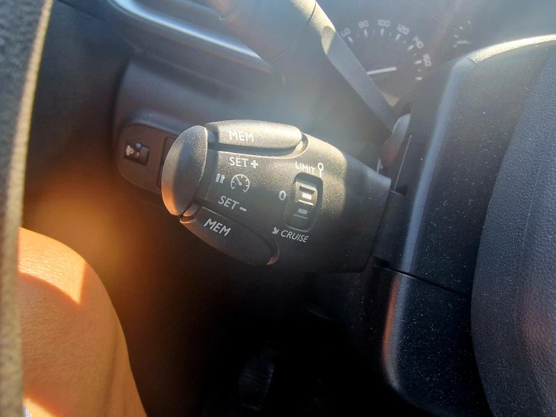 Citroen C3 1.6HDi Euro 6, снимка 13 - Автомобили и джипове - 51509403