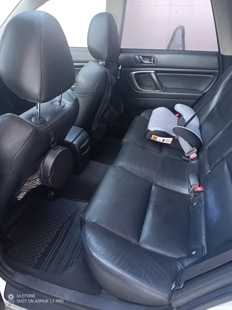 Subaru Legacy 2.5, снимка 7 - Автомобили и джипове - 51725183