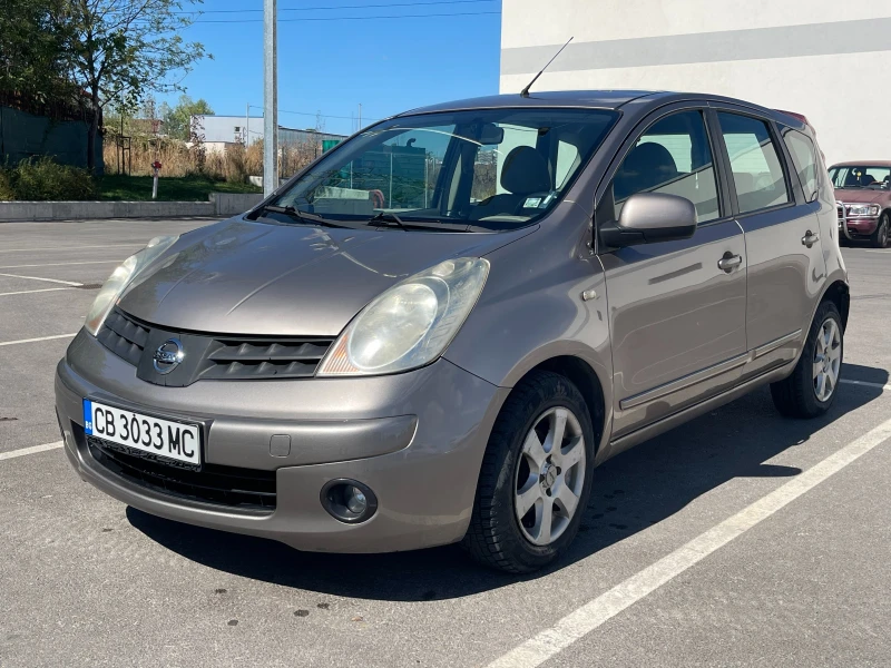 Nissan Note 1.4 Бензин 88 к.с. Климатик, снимка 3 - Автомобили и джипове - 53086228