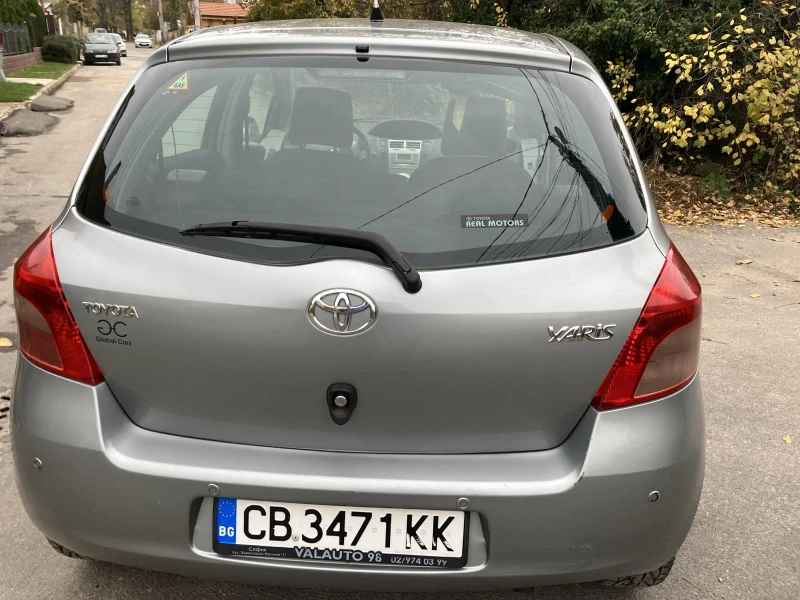 Toyota Yaris, снимка 4 - Автомобили и джипове - 51951205