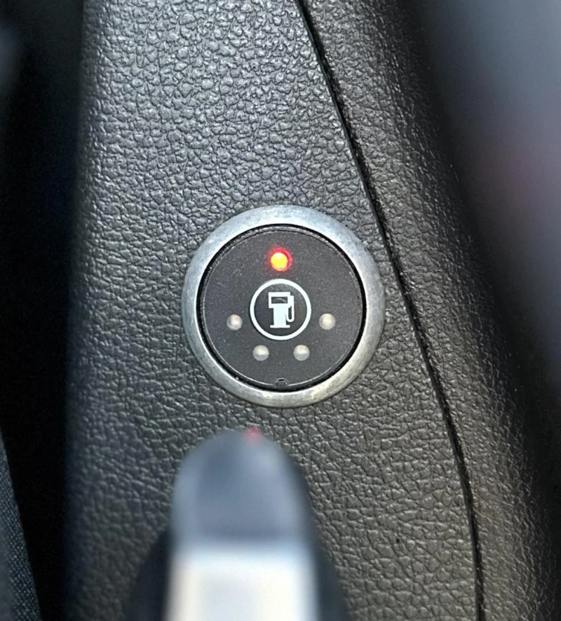 Ford Focus 1.6i 120HP LPG EURO6B 144, 000KM, снимка 10 - Автомобили и джипове - 52241730