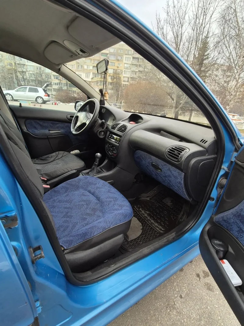 Peugeot 206, снимка 7 - Автомобили и джипове - 52634501
