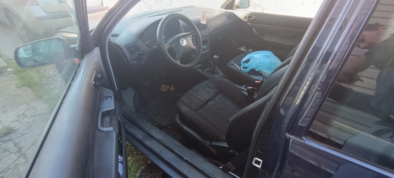 VW Golf 1.4 16v газ цяла за части, снимка 9 - Автомобили и джипове - 52927235