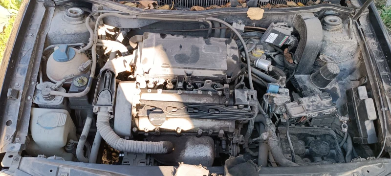 VW Golf 1.4 16v газ цяла за части, снимка 8 - Автомобили и джипове - 52927235