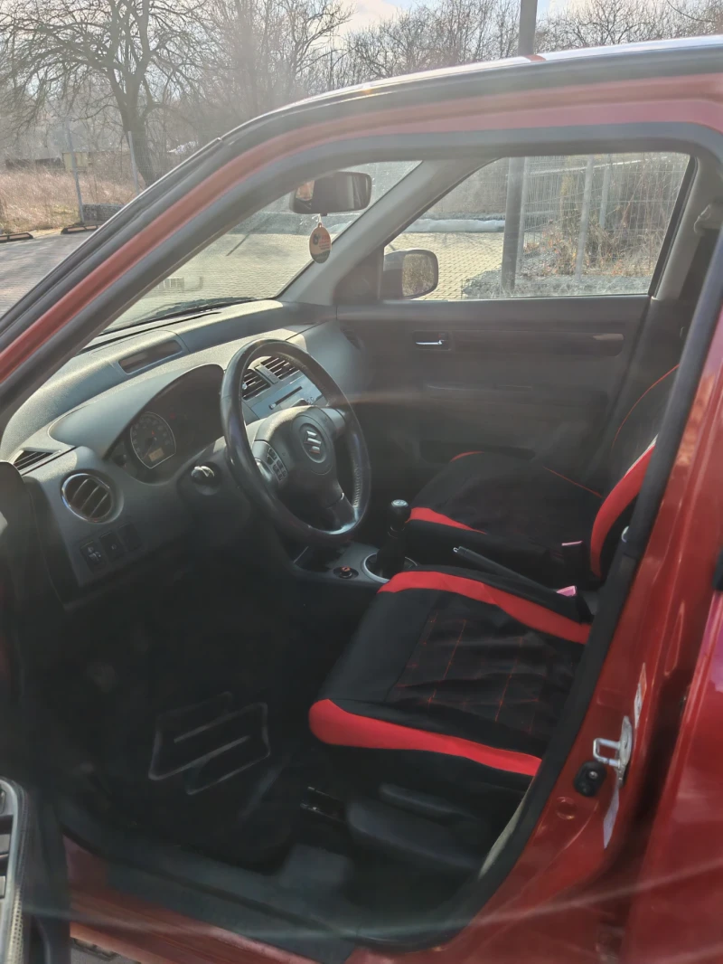 Suzuki Swift, снимка 8 - Автомобили и джипове - 53375894