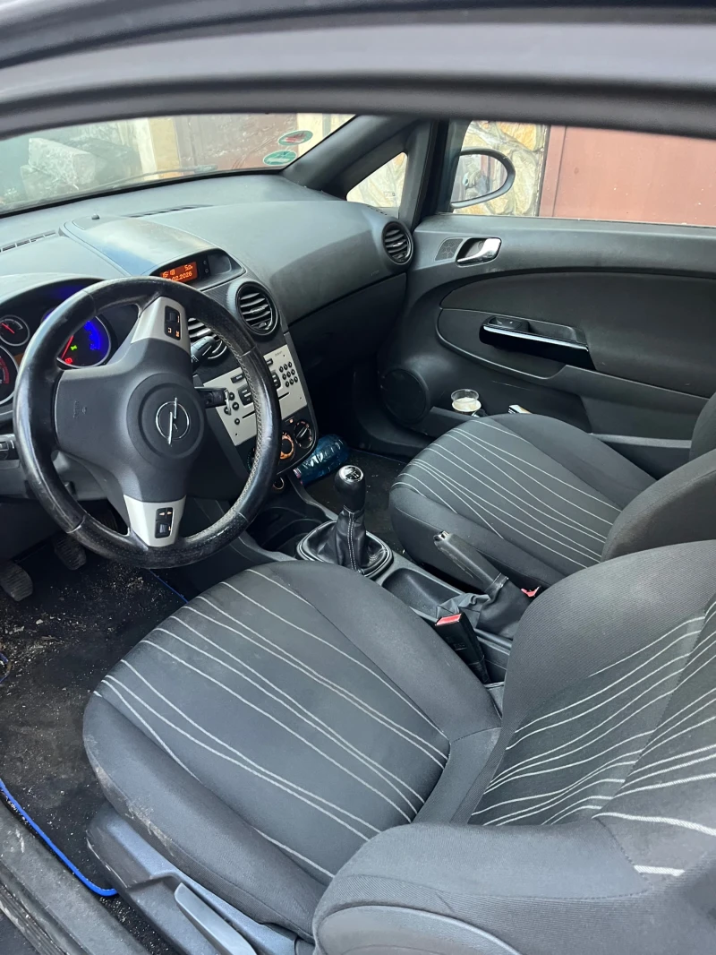 Opel Corsa 1.4, снимка 8 - Автомобили и джипове - 53597216