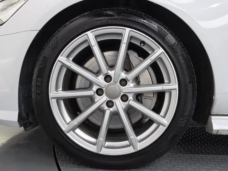 Audi A6 40 Tfsi Quattro Sport, снимка 5 - Автомобили и джипове - 55389641