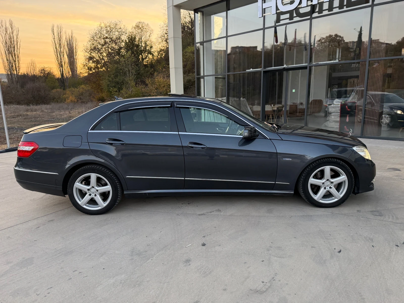 Mercedes-Benz E 250  - изображение 8