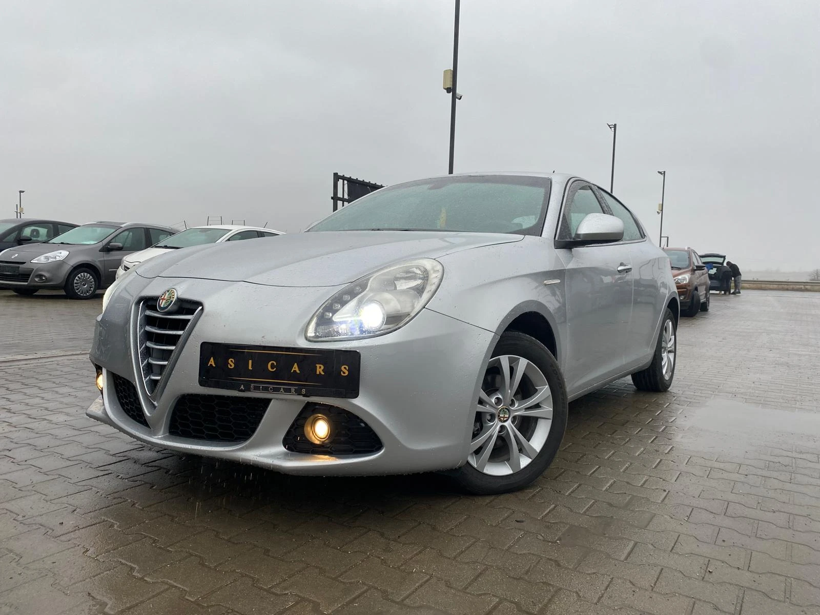 Alfa Romeo Giulietta 1.6D EURO 5A - [1] 