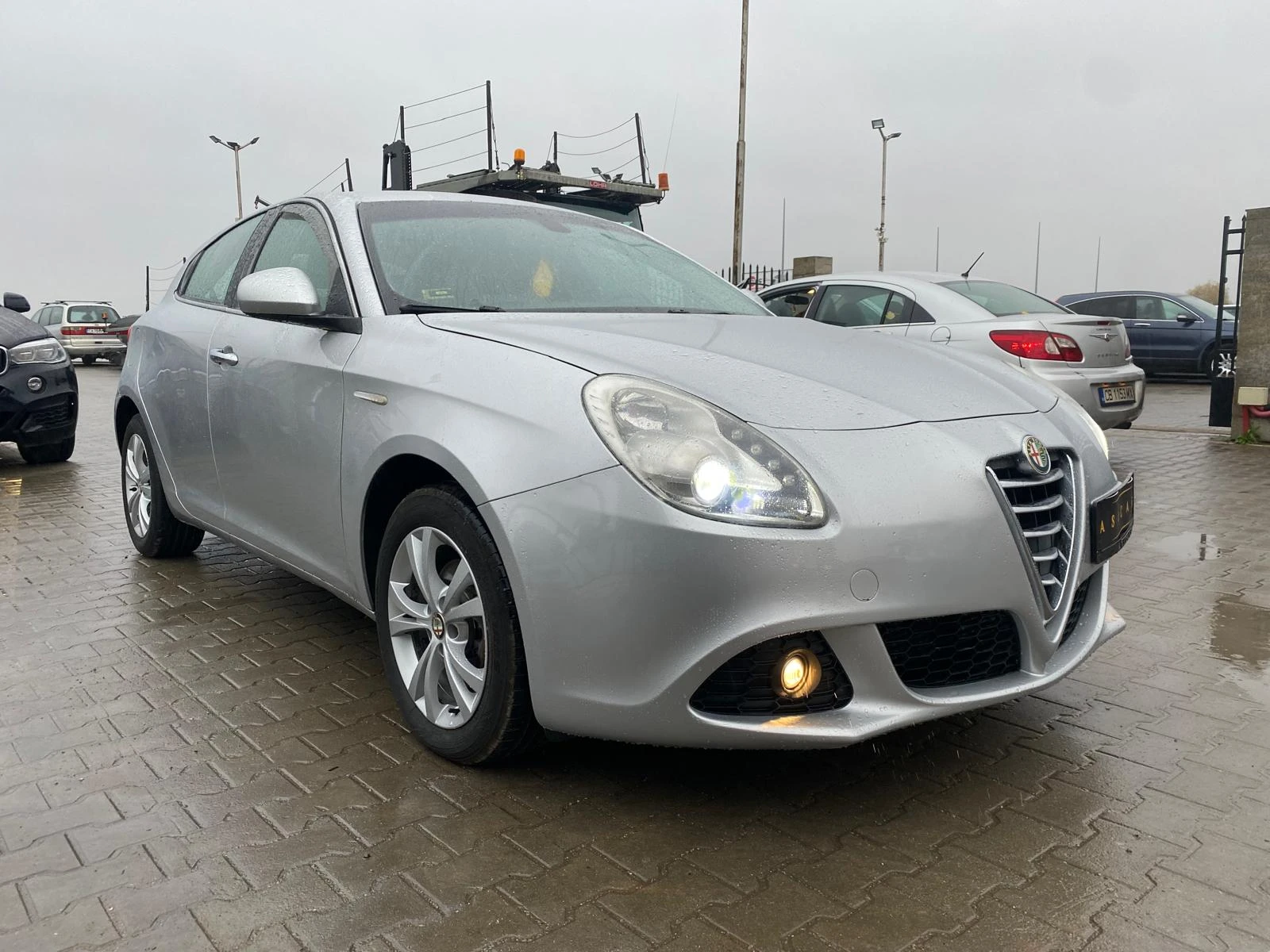 Alfa Romeo Giulietta 1.6D EURO 5A - изображение 7