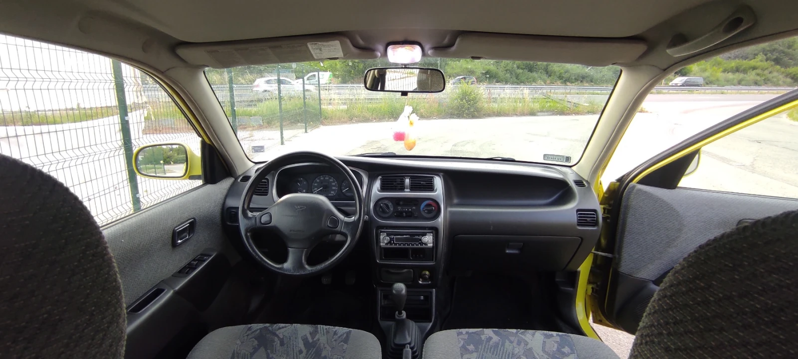 Daihatsu Sirion 1.0 12V - изображение 6