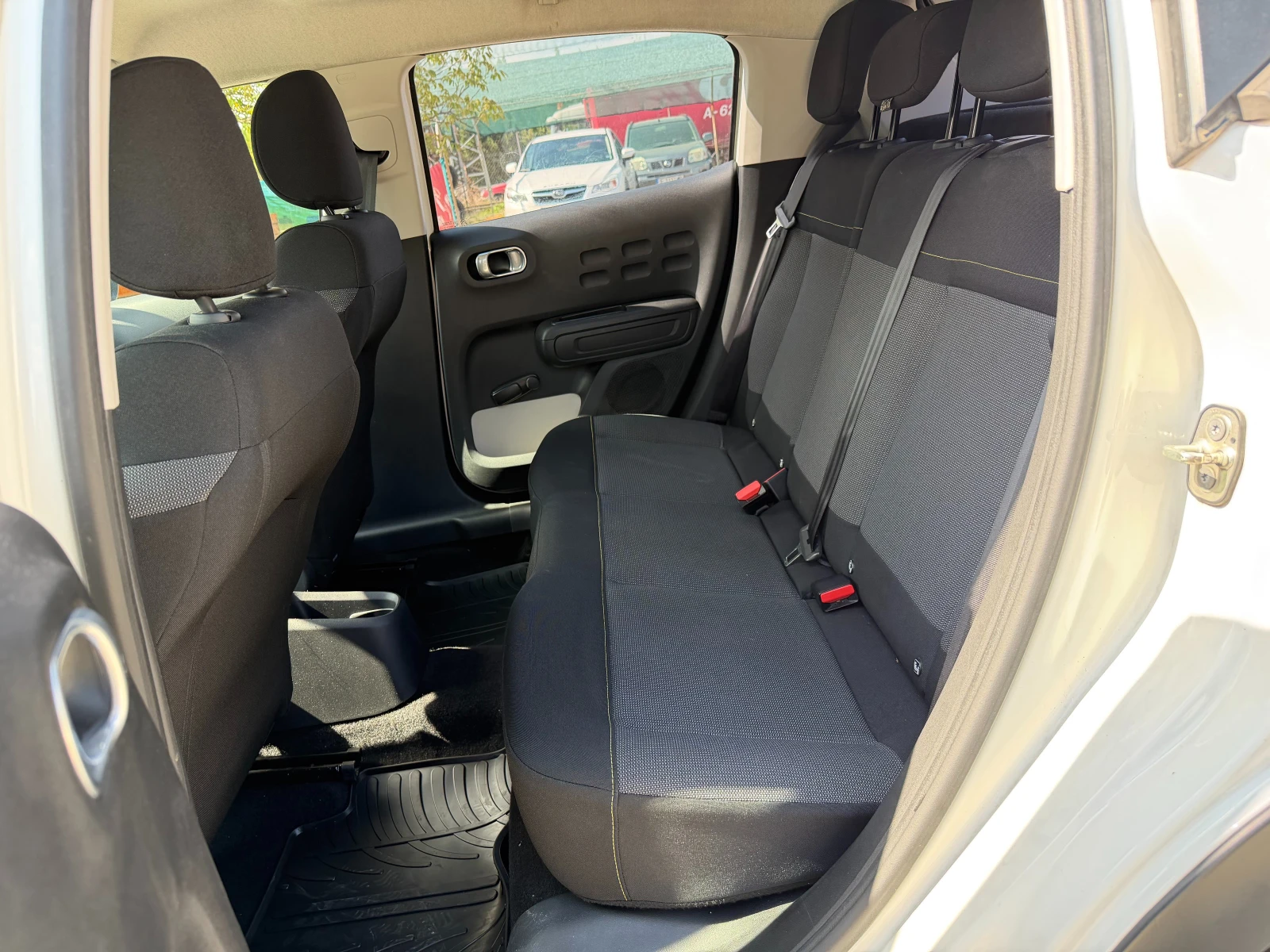 Citroen C3 1.6HDi Euro 6, снимка 10 - Автомобили и джипове - 51509403