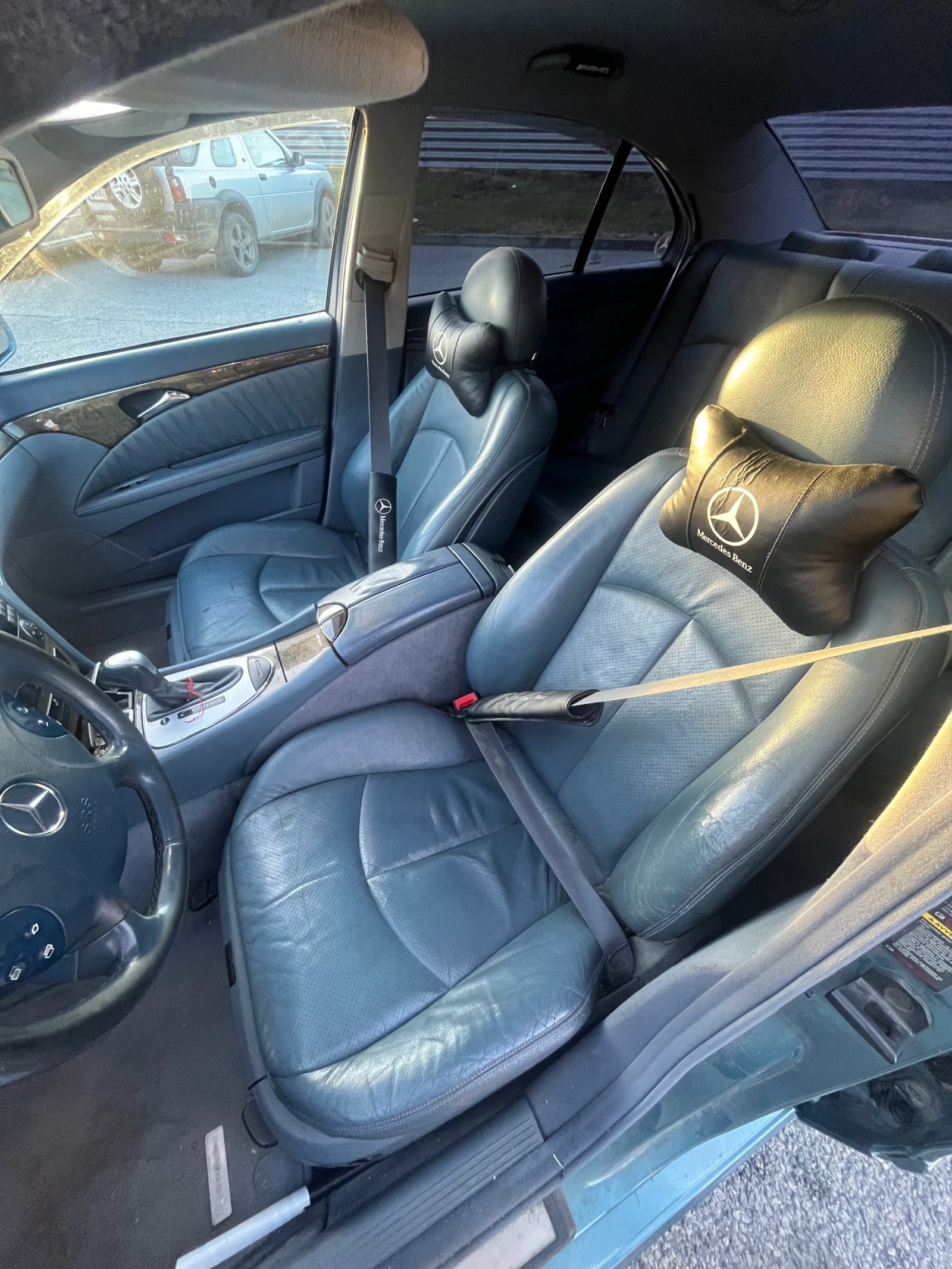 Mercedes-Benz E 240  - изображение 9