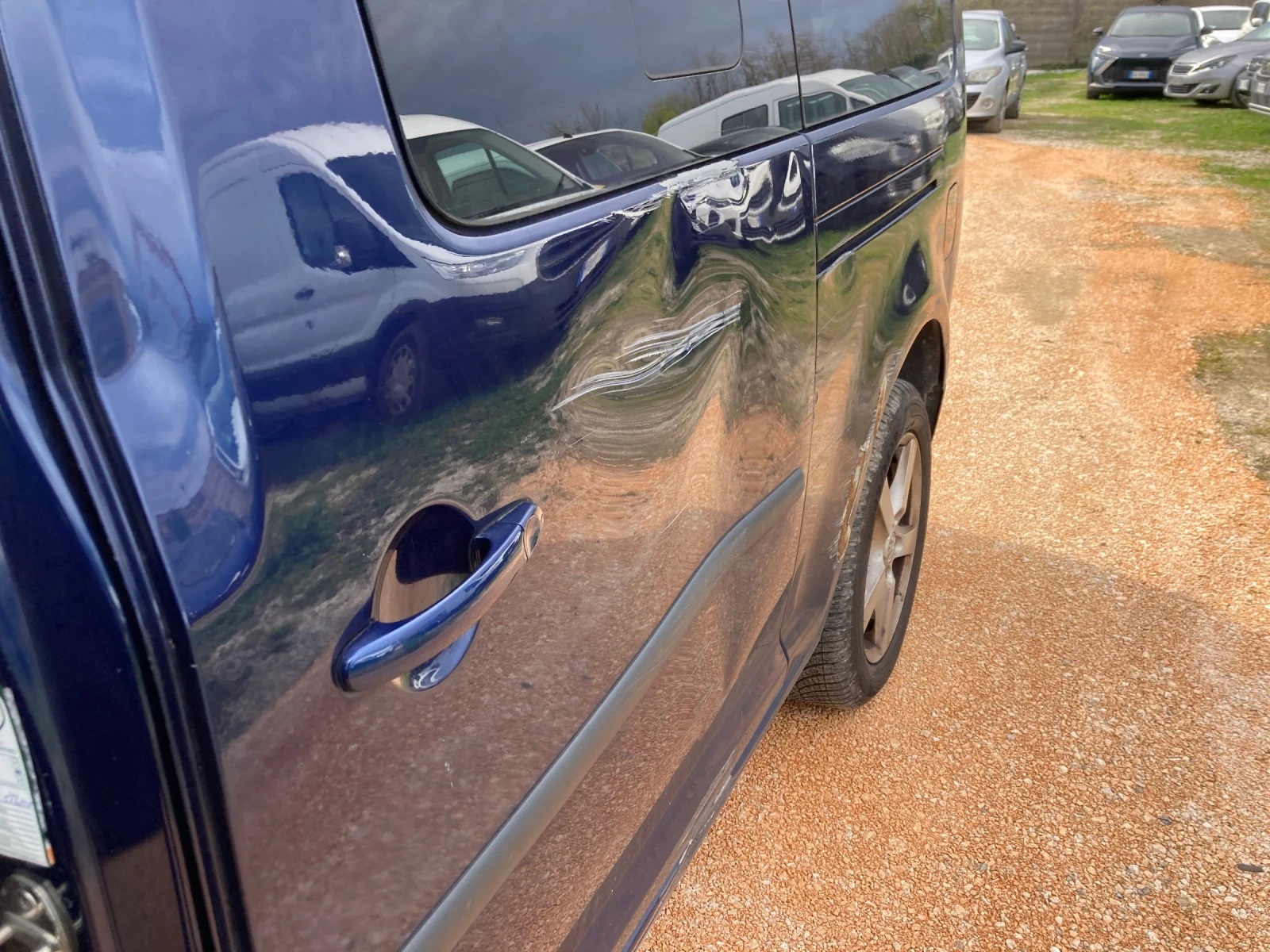 VW Caddy 1.9 TDI 105 ks 7 mesta Caddy Maxi Laif, снимка 5 - Автомобили и джипове - 54081716