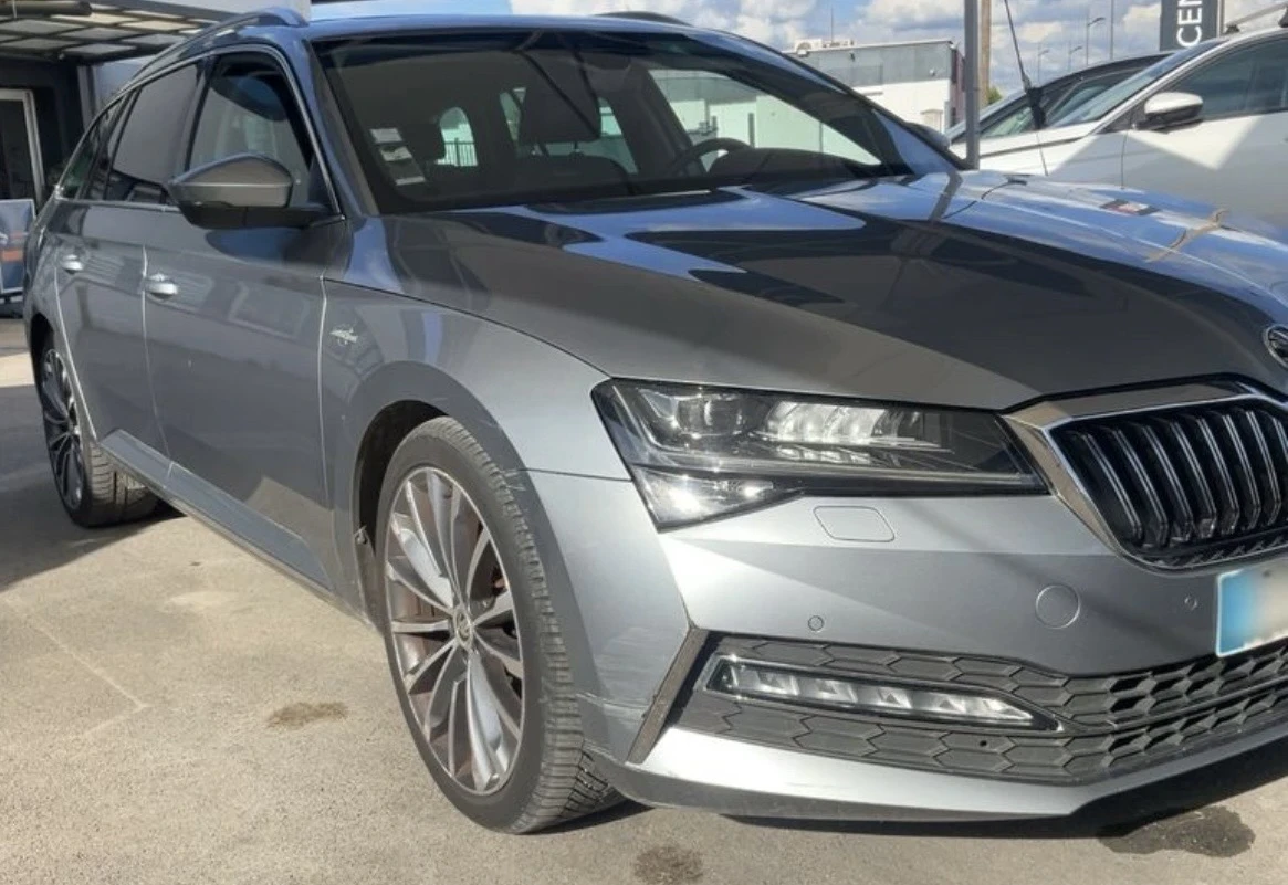 Skoda Superb LAURIN & KLEMENT FULL ОЧАКВАН ВНОС , снимка 3 - Автомобили и джипове - 54645537