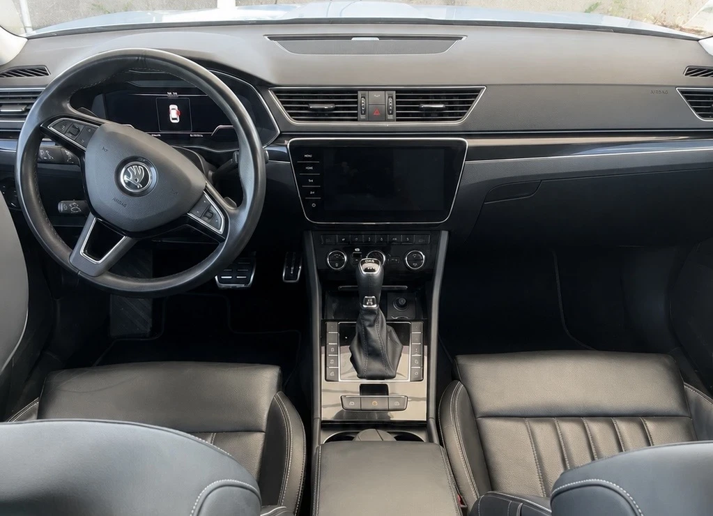 Skoda Superb LAURIN & KLEMENT FULL ОЧАКВАН ВНОС , снимка 11 - Автомобили и джипове - 54645537