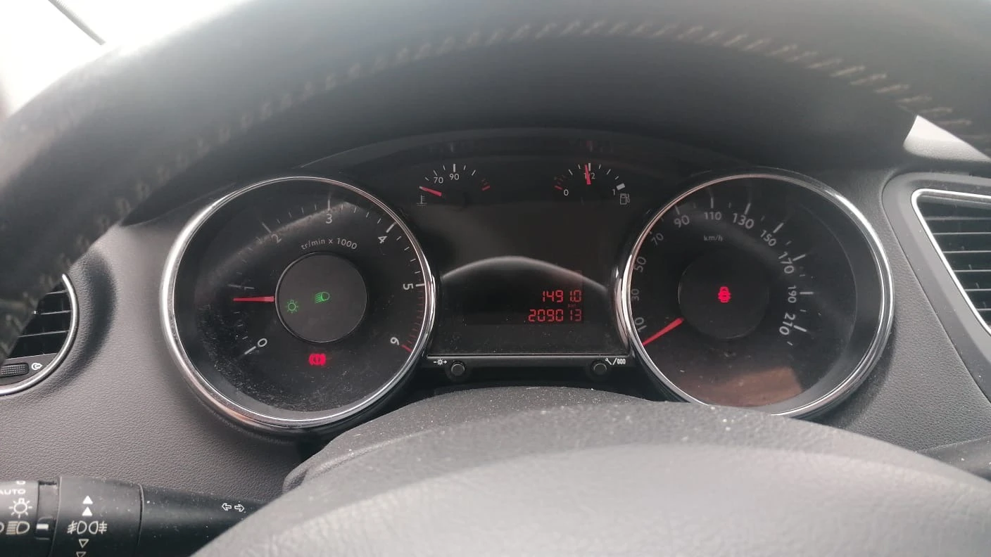 Peugeot 5008 * 7 MEСТА* 1.6-110* ОЧАКВАН ВНОС* , снимка 8 - Автомобили и джипове - 55374957