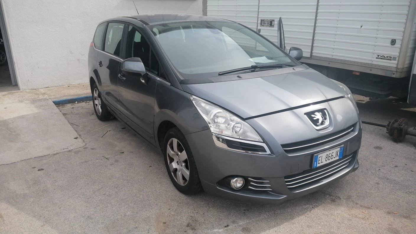 Peugeot 5008 * 7 MEСТА* 1.6-110* ОЧАКВАН ВНОС* , снимка 2 - Автомобили и джипове - 55374957
