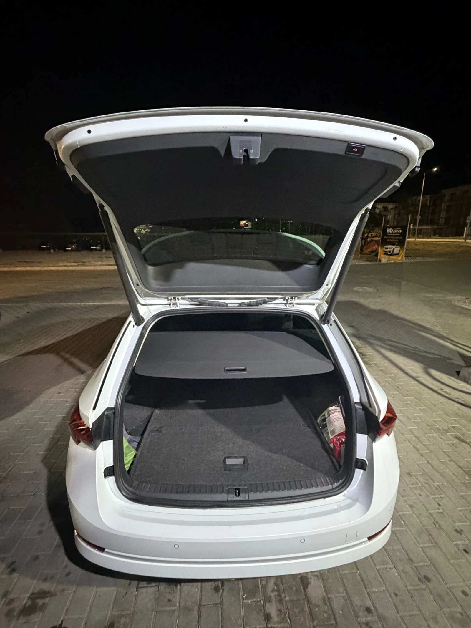 Skoda Octavia, снимка 2 - Автомобили и джипове - 55430168
