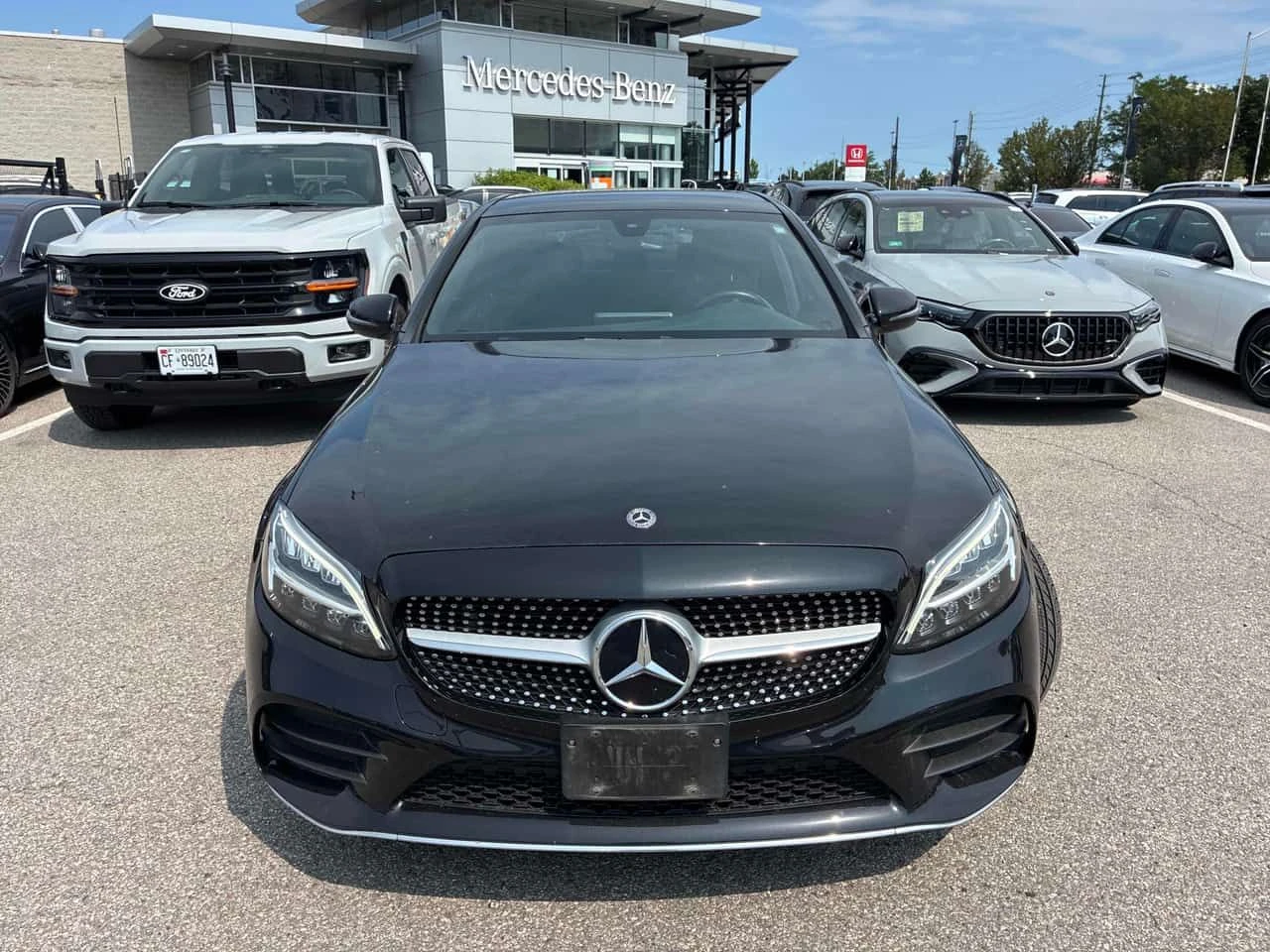Mercedes-Benz C 300 CARFAX / DISTRONIC / CAMERA / АВТОКРЕДИТ, снимка 6 - Автомобили и джипове - 55632546