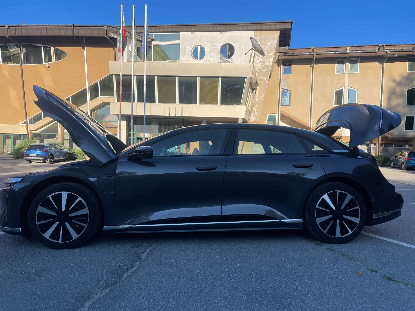 Lucid Air Grand Touring Pure AWD | Mobile.bg � ����������� 8