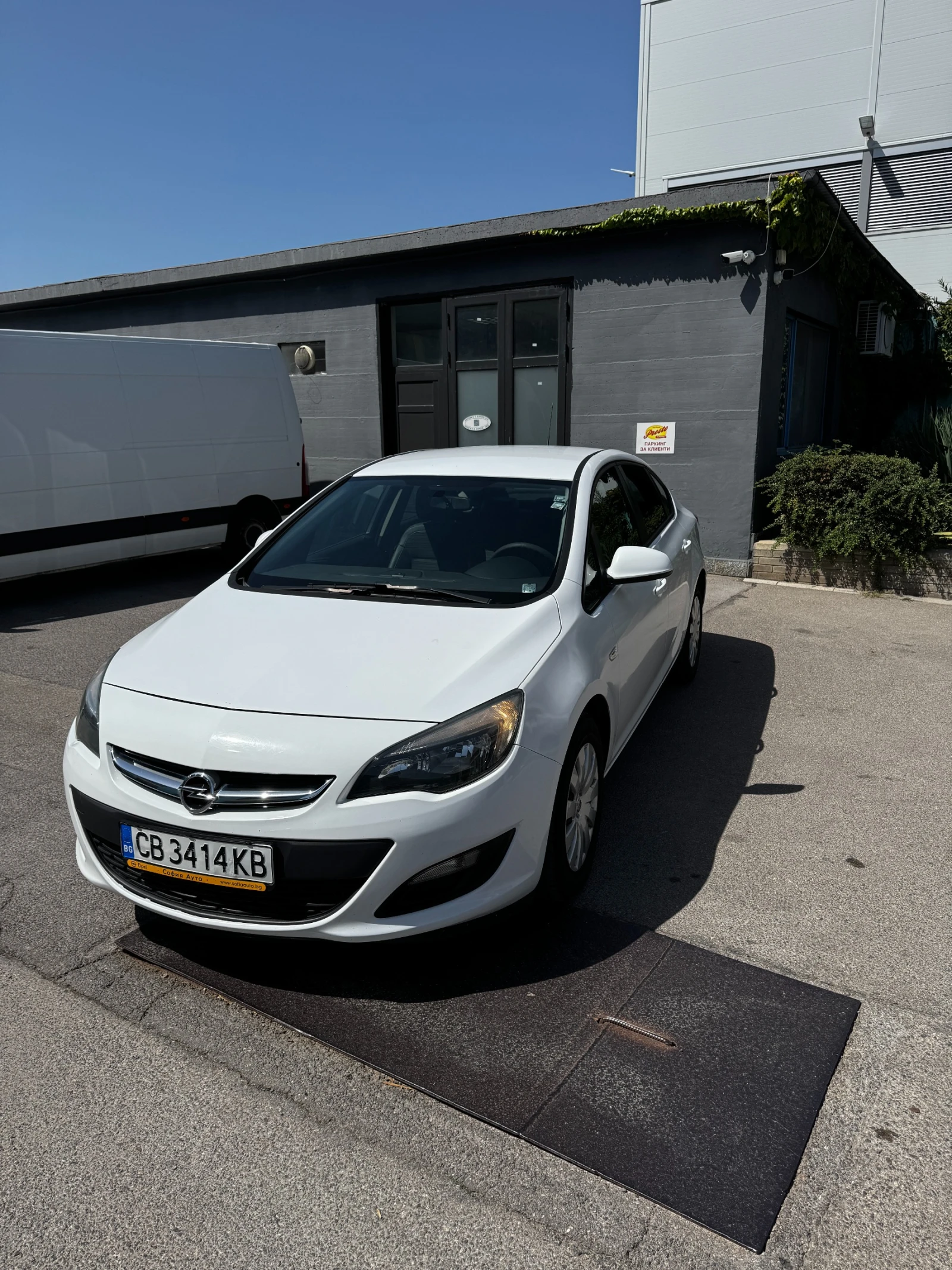 Opel Astra NOTCHBACK