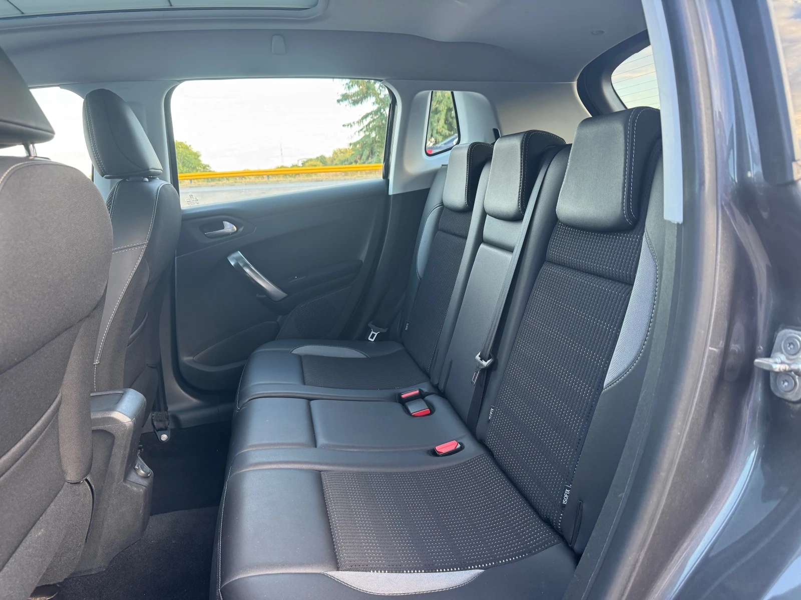 Peugeot 2008 1.6HDI facelift Allure �������� | Mobile.bg � ����������� 11