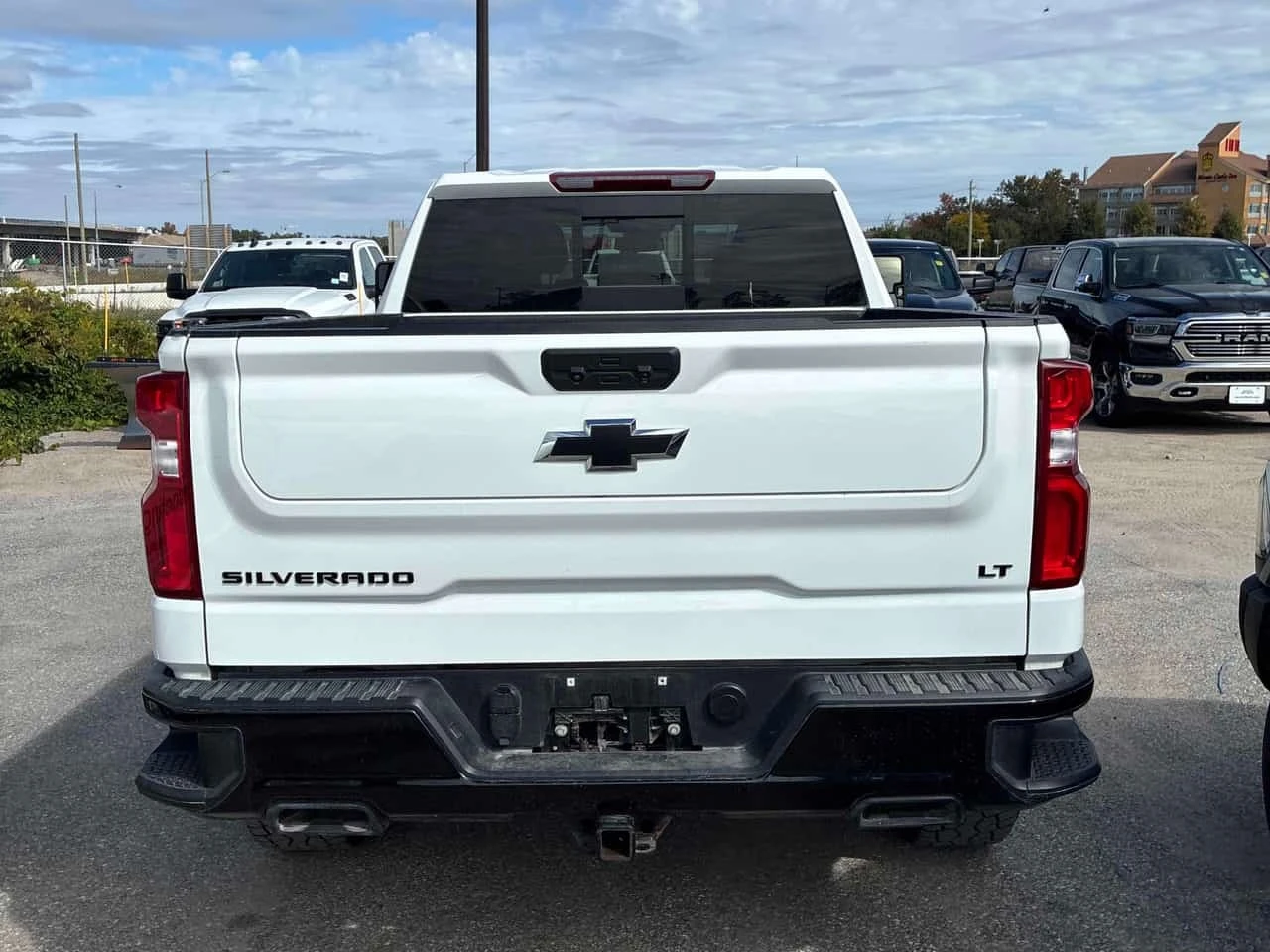 Chevrolet Silverado * LT Trail Boss * CARFAX * ����� �� ����������� | Mobile.bg � ����������� 4
