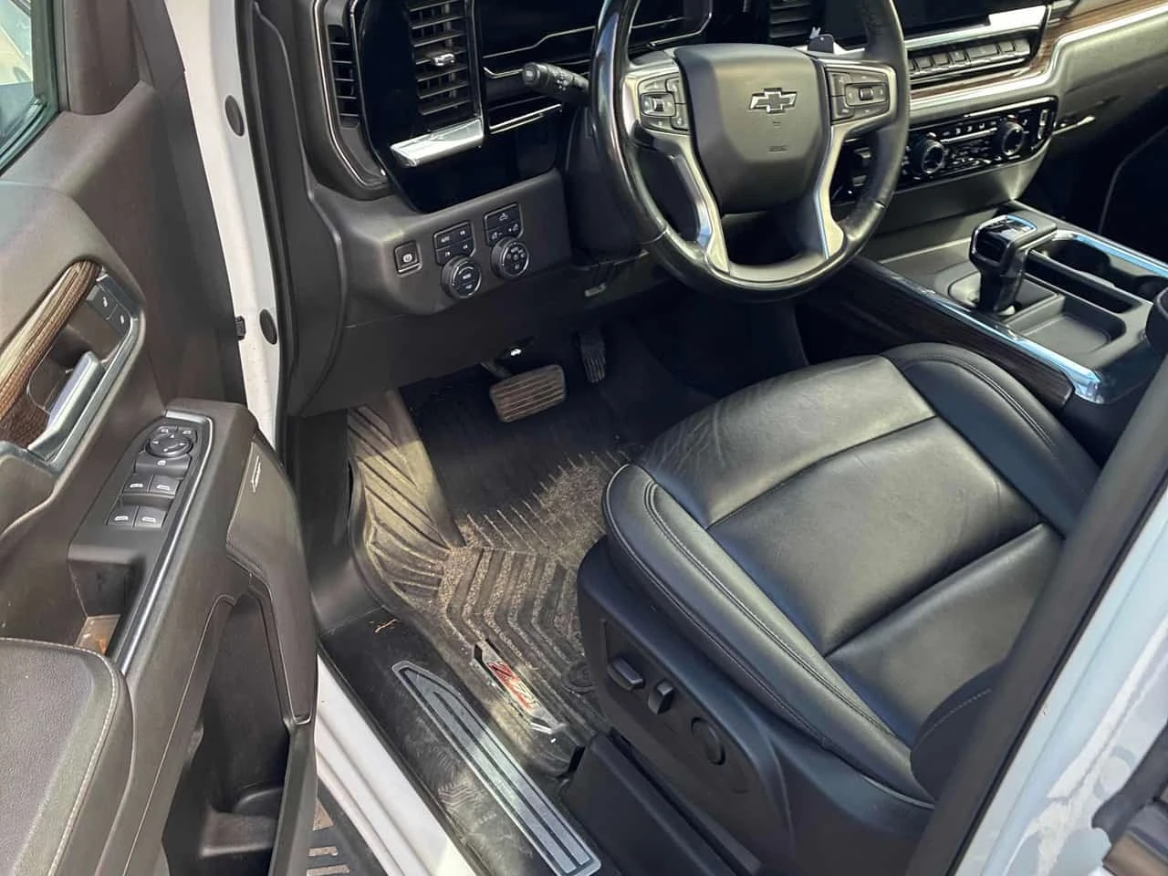 Chevrolet Silverado * LT Trail Boss * CARFAX * ����� �� ����������� | Mobile.bg � ����������� 5