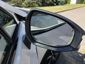 Toyota C-HR Plug-in хибрид, снимка 9