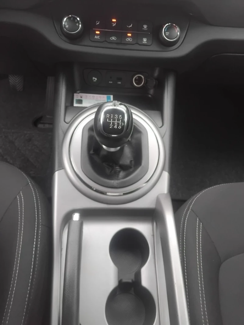 Kia Sportage 1.7 D, снимка 4 - Автомобили и джипове - 52452592