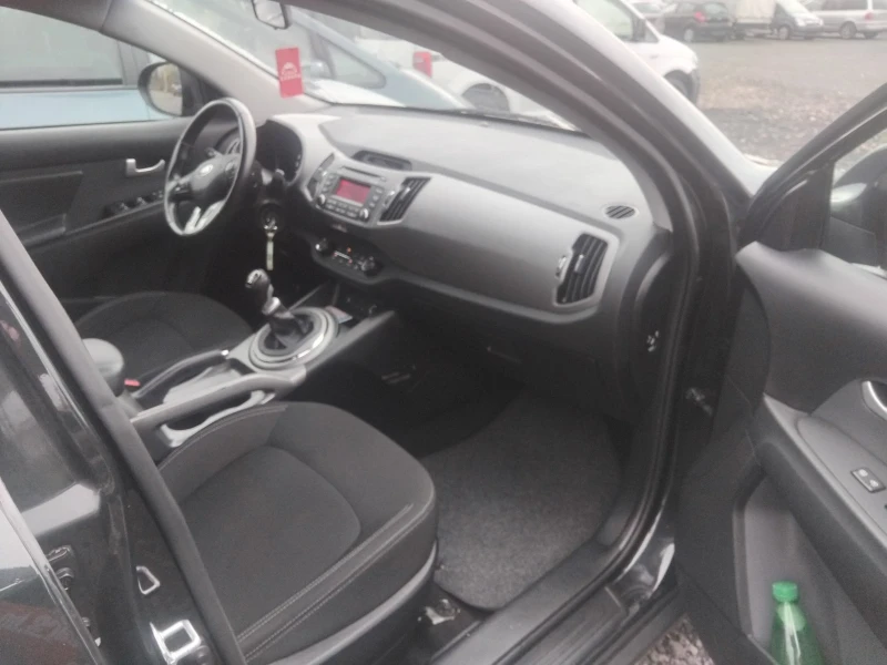 Kia Sportage 1.7 D, снимка 7 - Автомобили и джипове - 52452592
