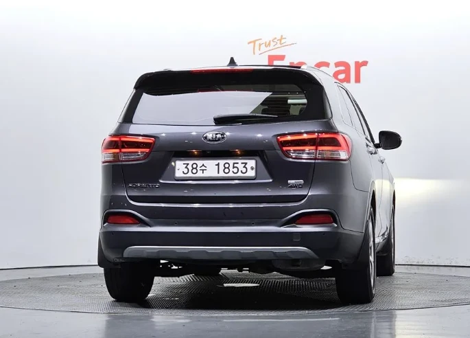 Kia Sorento 2.2 CRDI 4WD - изображение 4
